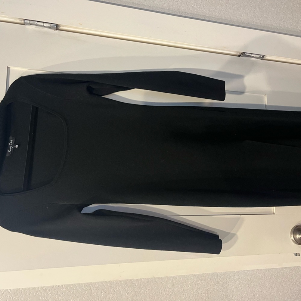 Black long sleeve dress